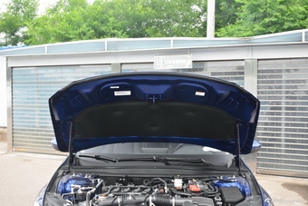 2018款雅阁1.5T自动豪华版260TURBO