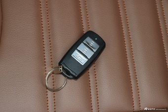 2017款景逸X6 劲享系列1.5T手动尊贵型