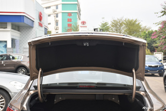 2016款骏派A70 1.6L自动豪华型 
