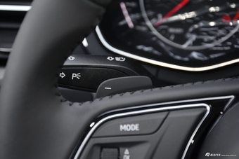 2017款奥迪A4L Plus 2.0T自动40TFSI进取型