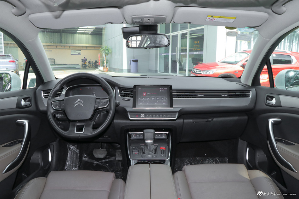 2017款雪铁龙C5 1.8T自动380THP尊贵型