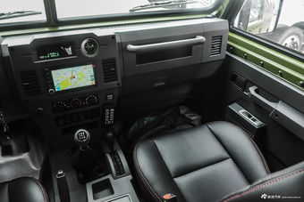 2013款 勇士 2.7L 三门四驱汽油版