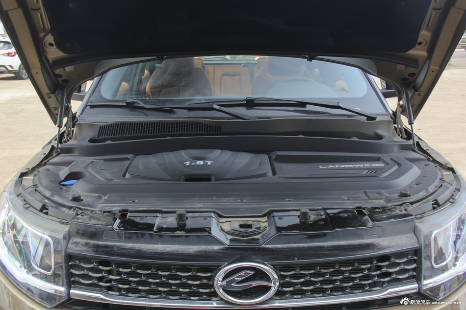 2018款陆风X7劲越 1.5T自动全景尊贵型