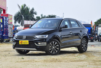 2016款众泰SR7 1.5T手动魔方之路版图片