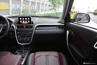 2018款奔腾X80 2.0L自动20周年纪念版