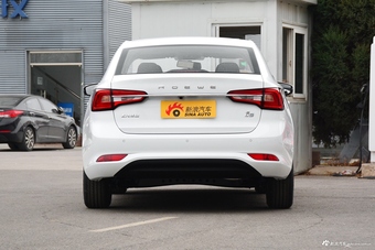 2019款荣威i5 1.5L自动4G互联朗越版 