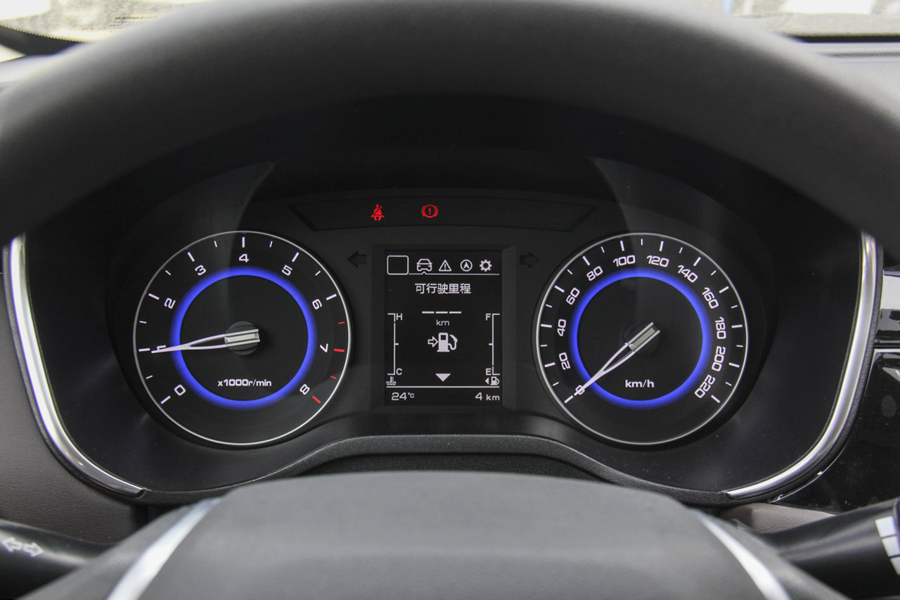 2018款逸动DT 1.6L手动智享型