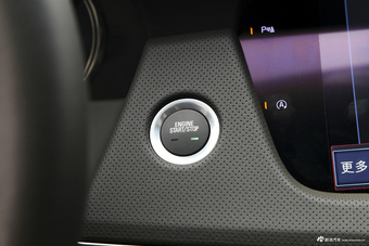 2017款CT6 2.0T自动28T豪华型