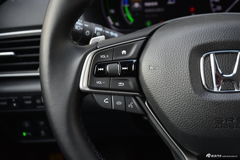 2018款本田雅阁锐·混动2.0L自动锐尊版