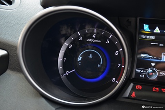 2017款CS75 1.5T手动卓越型