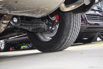 2016款众泰T600 2.0T自动尊贵型