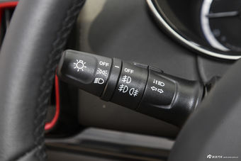 2017款风神AX4 1.4T自动潮享型 