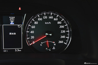 2018款皇冠2.0T自动运动版