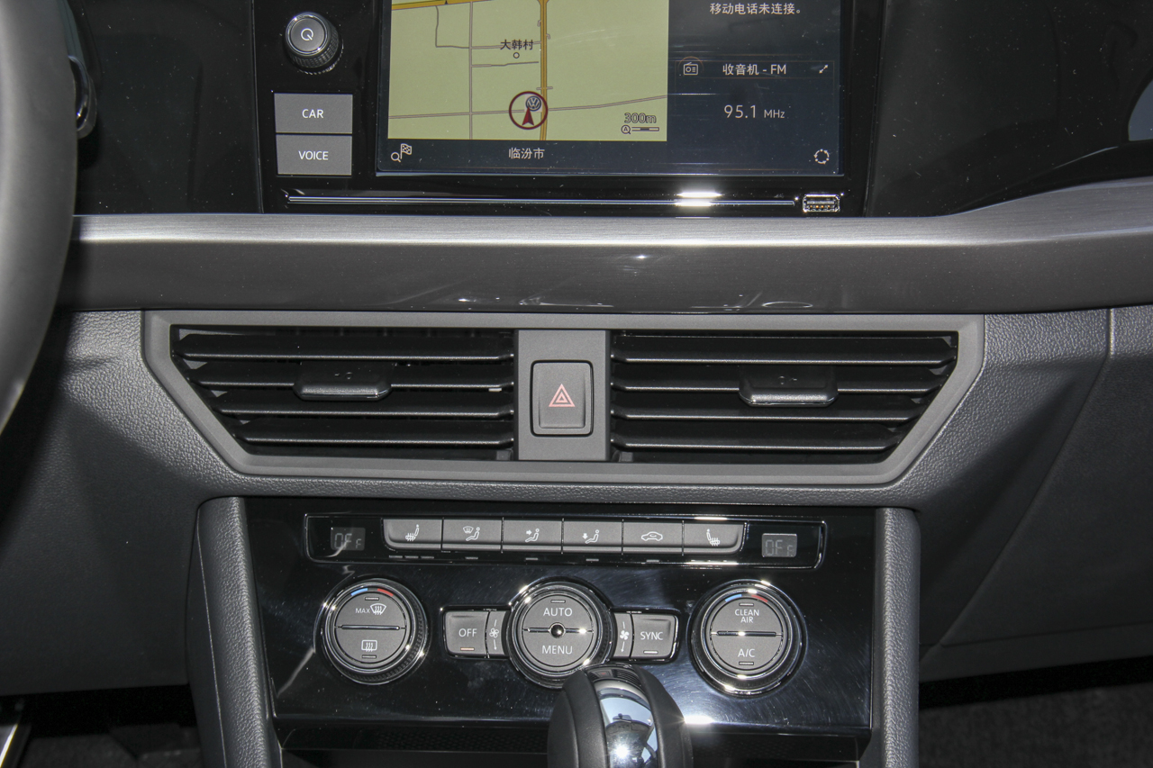 2019款宝来 1.5L自动豪华型