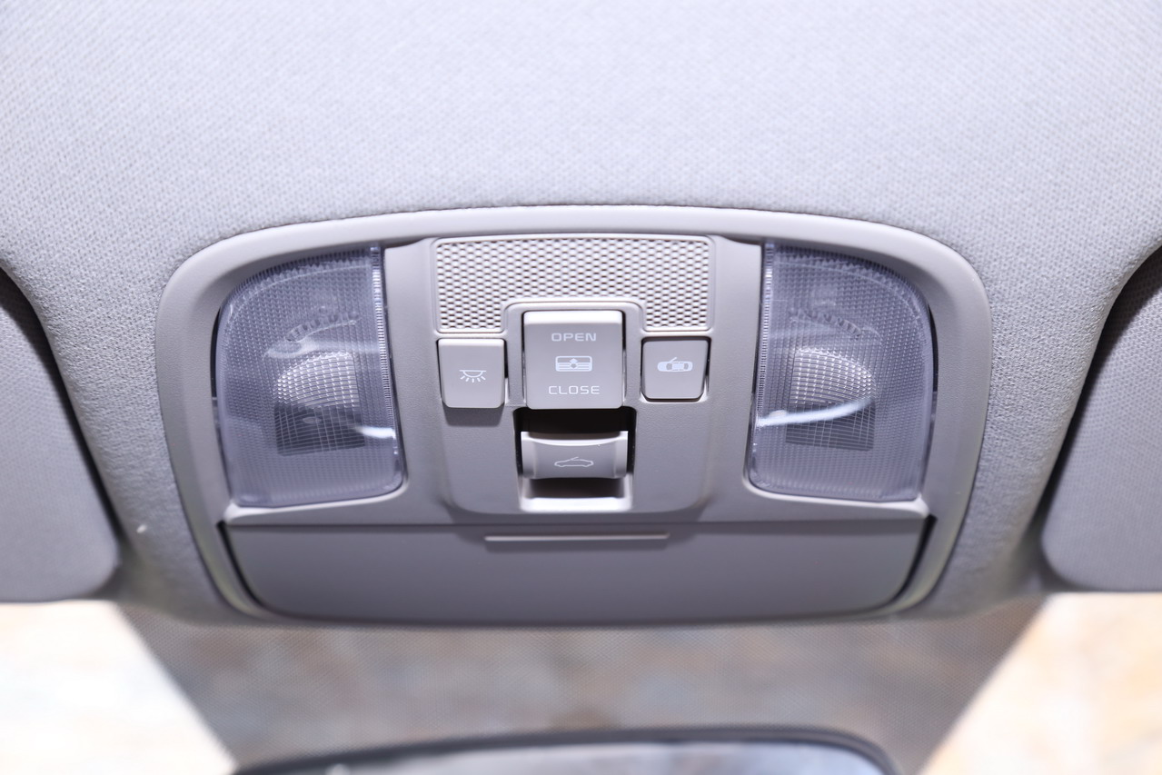 2017款凯绅1.8L自动DLX