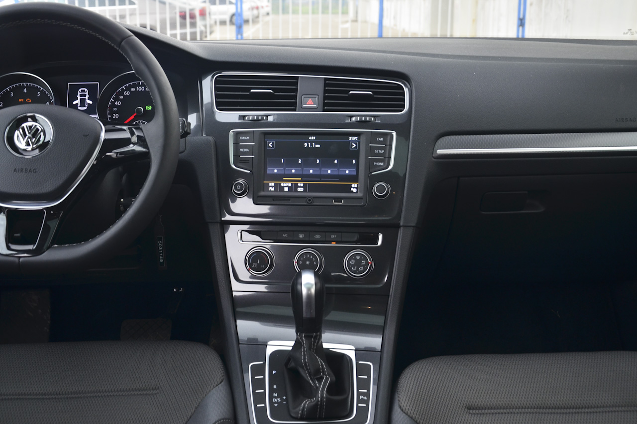 2017款高尔夫1.6L自动舒适百万辆纪念版 