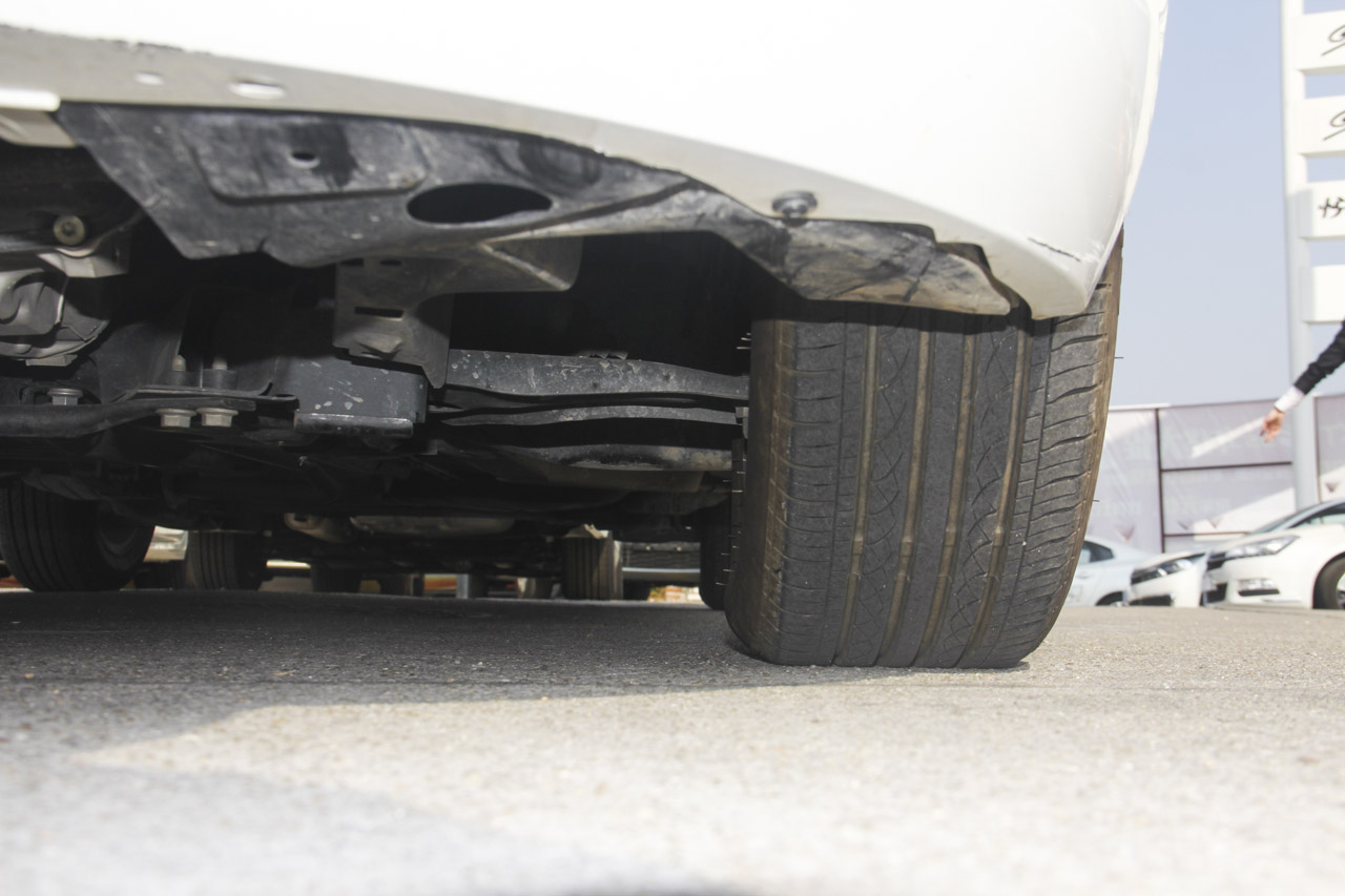 2016款全新爱丽舍1.6L自动舒适型