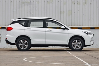 2017款哈弗M6 1.5T手动精英型