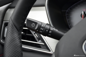 2018款长安CS75 1.5T手动雅智型