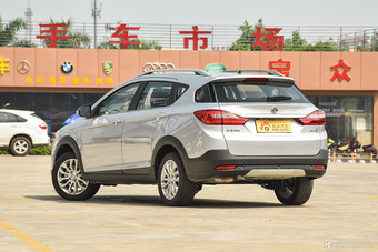 2016款风神AX3 1.5L手动致酷型