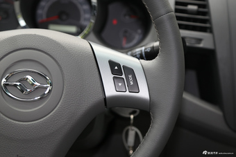 2016款黄海N1 2.8T手动柴油两驱运动版JE493ZLQ4CB