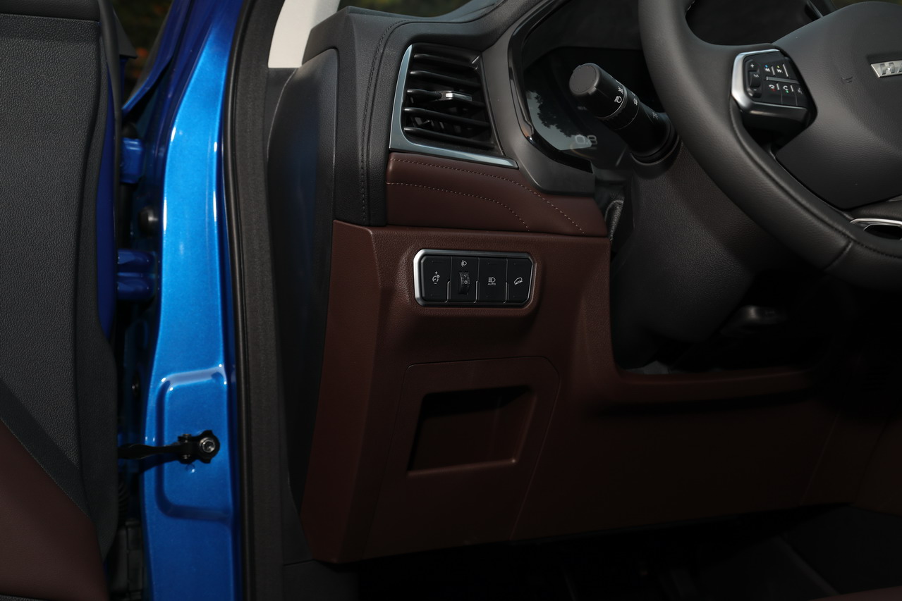 2019款哈弗F7 2.0T自动高配版