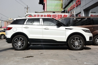 2018款陆风X7劲越 1.5T自动全景尊贵型