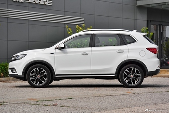 2017款荣威RX5 20T自动两驱互联网智尊版