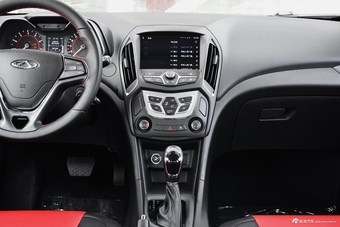 2017款艾瑞泽5 1.5L自动豪华版