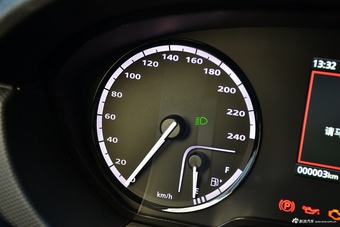 2017款观致5 1.6T自动尊贵型