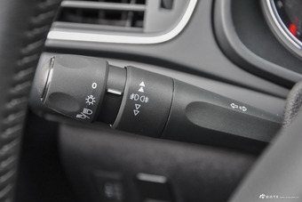 2017款雪铁龙C3-XR 230THP自动先锋型