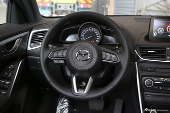 2018款马自达CX-4 2.5L自动四驱蓝天激情版