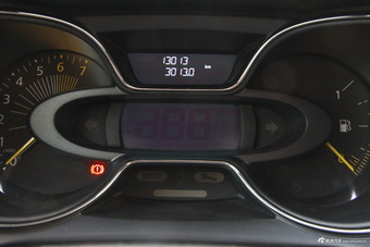 2015款雷诺卡缤1.2T自动豪华抢鲜版