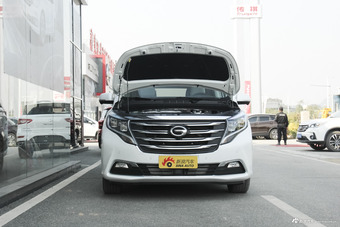 2018款传祺GM8自动320T旗舰版图片