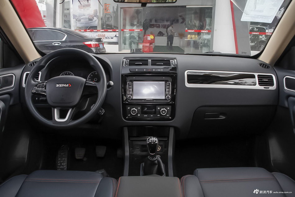 2016款 野马汽车 T70  1.8L 手动精英款 波尔多红