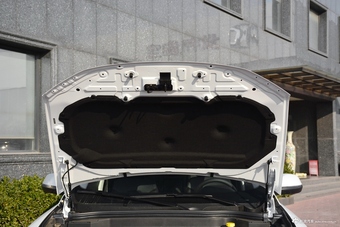 2017款哈弗H6 换代 红标 1.5T 自动两驱智尚型