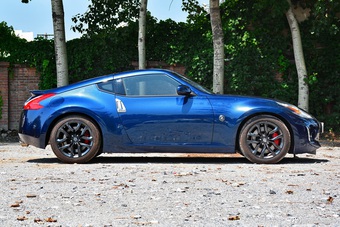 2015款日产370Z 3.7L自动Coupe