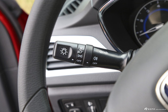 2016款悦翔V7 1.6L自动乐动型国V