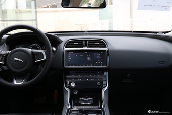 2019款捷豹XEL 2.0T自动200PS尊享版