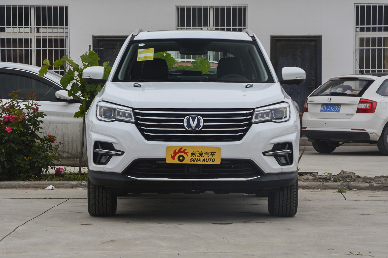 2018款长安CS75 1.5T自动雅智型