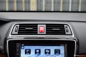 2016款北汽威旺S50 1.5T CVT欢动尊贵型