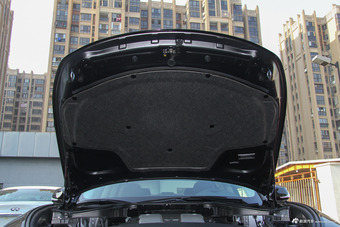 2017款英菲尼迪Q70L 2.5L自动悦享版