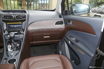 2017福美来七座版1.5T自动适·享型7座