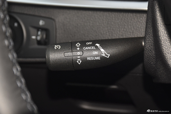 2018款荣威RX5 1.5T 20T自动两驱互联网智惠版