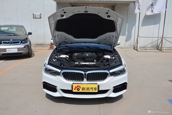 2018款宝马5系2.0T自动530Li尊享型 M运动套装