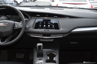 2018款XT4 2.0T自动两驱豪华型28T