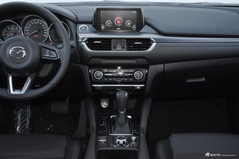 2018款阿特兹2.0L自动蓝天豪华版