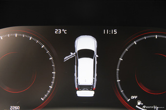 2016款沃尔沃XC90升级版 E驱混动 2.0T自动 T8智尊版