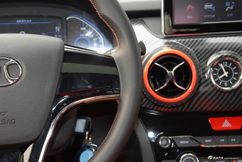 2017款北汽新能源EX260乐酷版