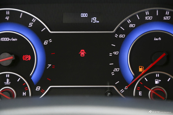 2017福美来七座版1.5T手动适·悦型7座